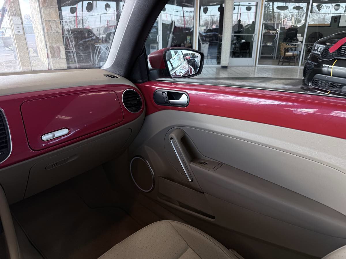 Used 2016 Volkswagen Beetle 1.8T S image 37