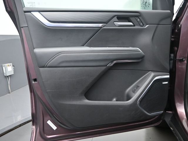 Certified 2025 GMC Acadia Elevation image 12