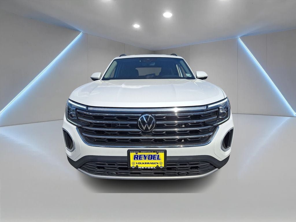 Used 2026 Volkswagen Atlas SE AWD/4WD image 2