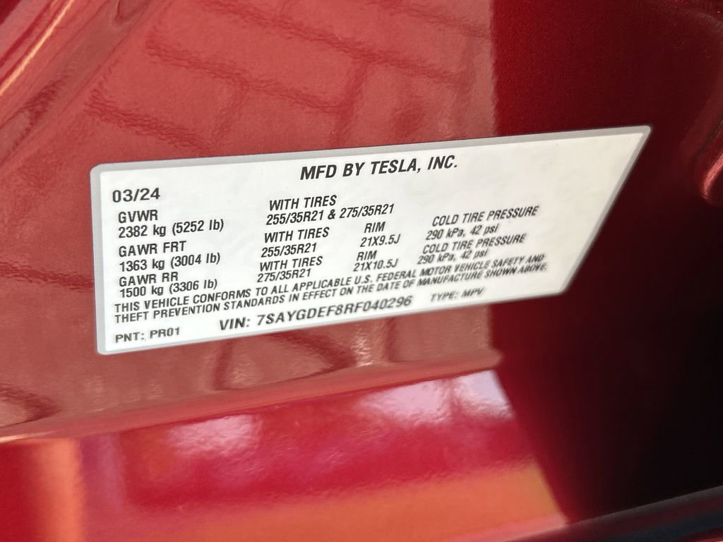 Used 2024 Tesla Model Y Performance image 28