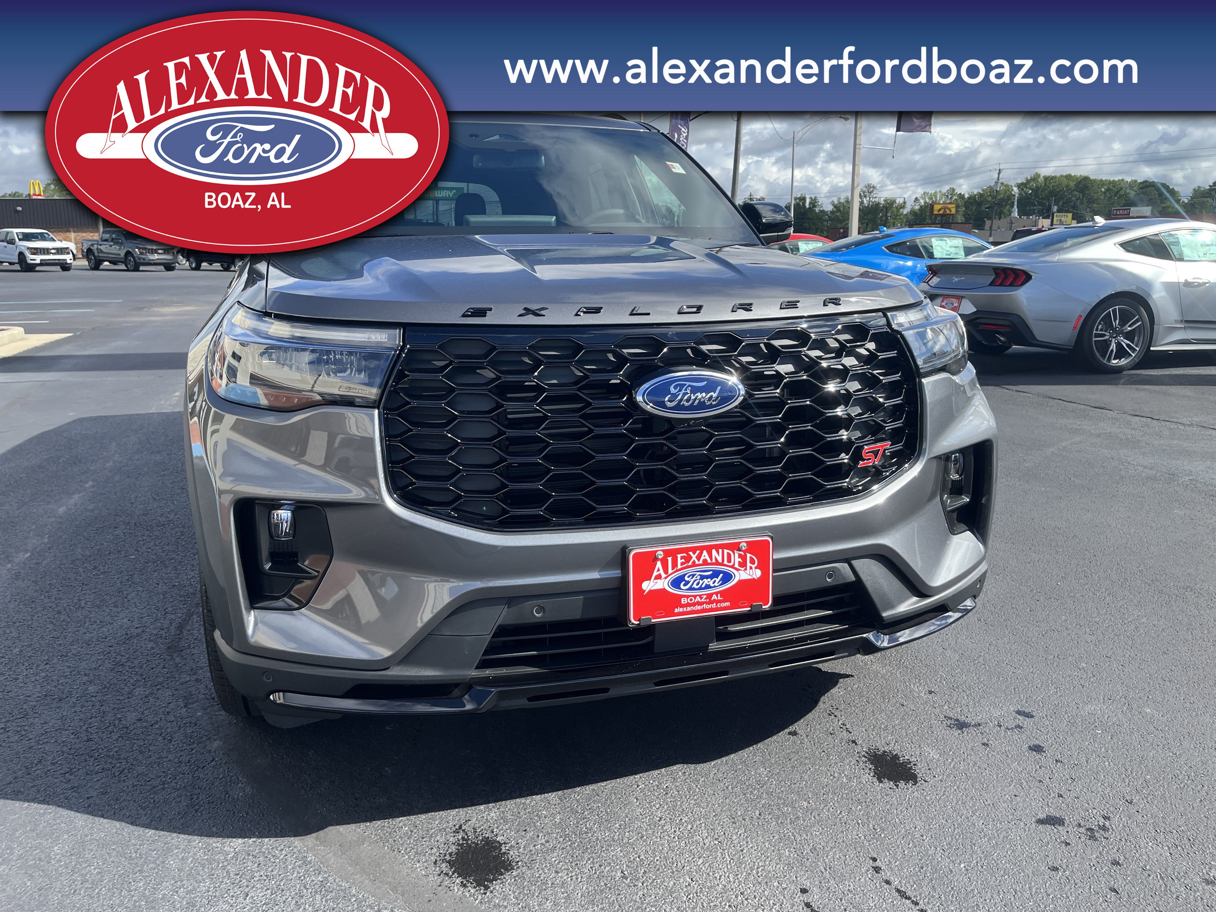 New 2025 Ford Explorer ST w/ Sun And Sound Package image 5