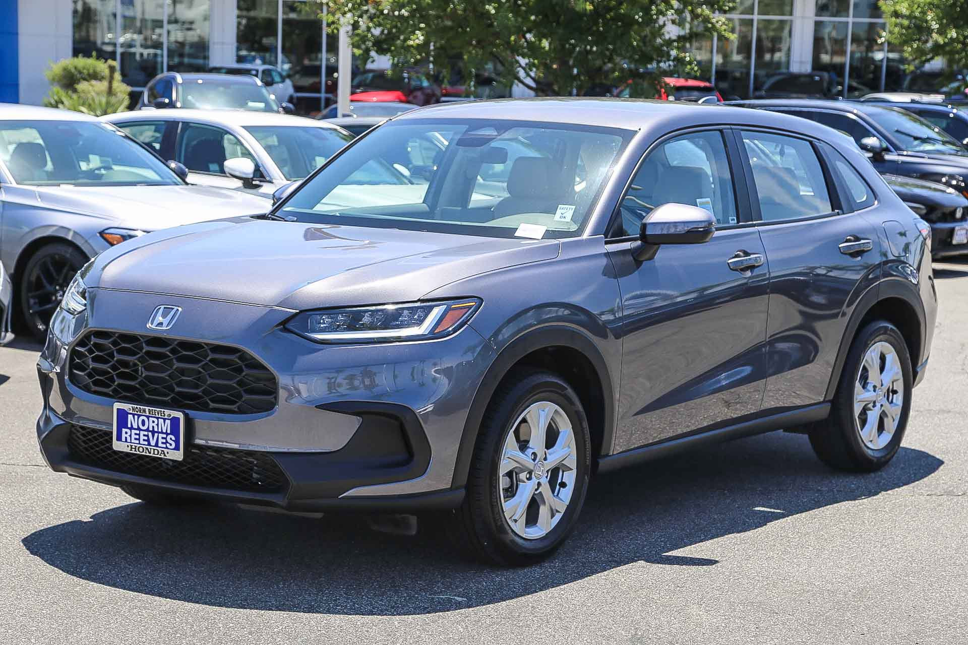 Certified 2025 Honda HR-V LX image 3