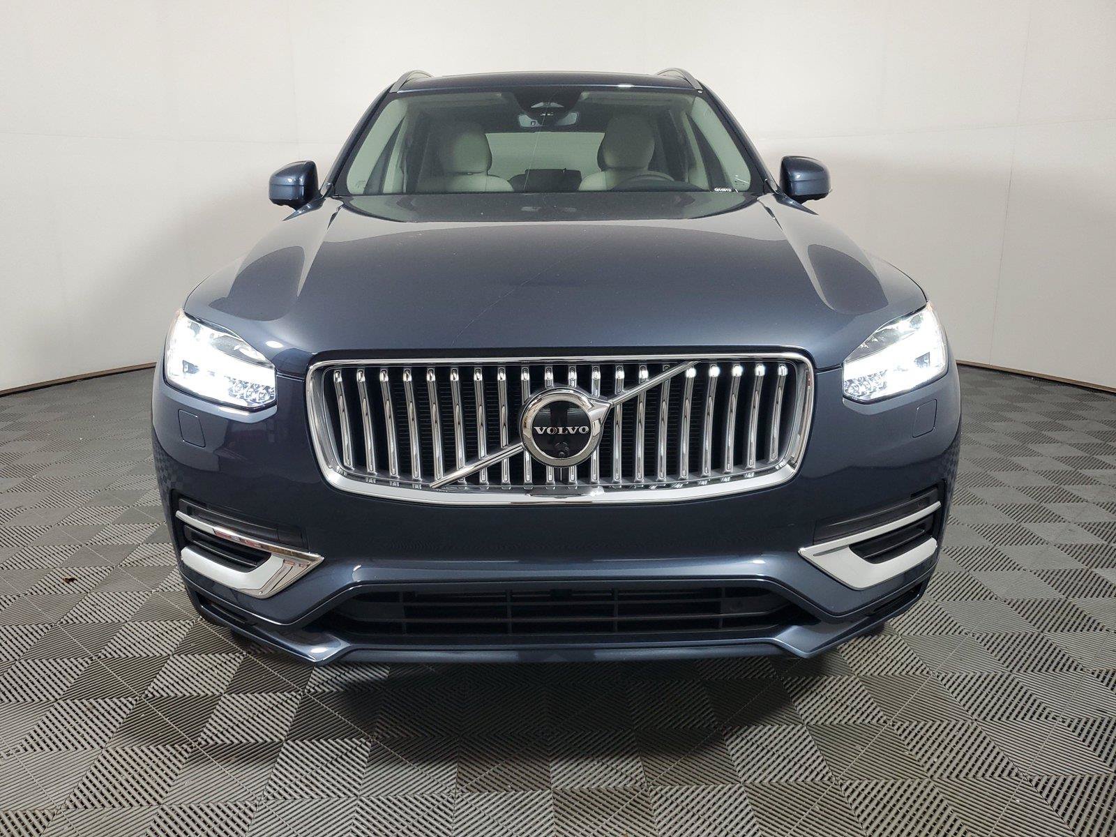 Certified 2024 Volvo XC90 T8 Plus w/ Protection Package AWD/4WD image 2