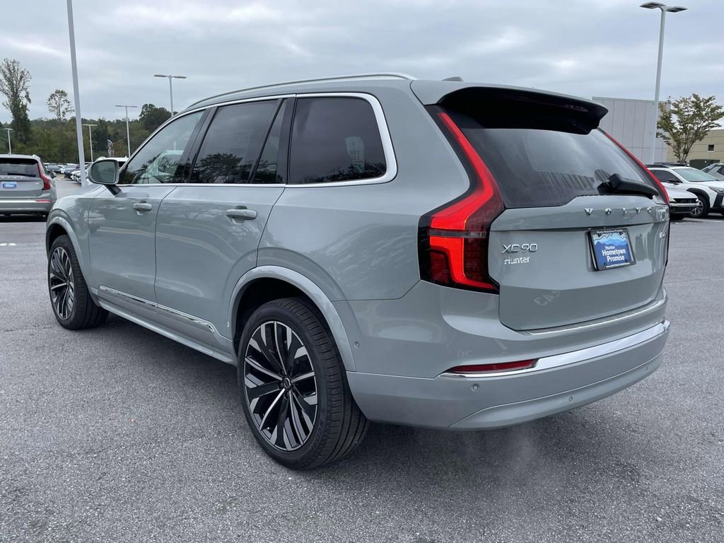 New 2026 Volvo XC90 B6 Plus w/ Protection Package Premier image 27