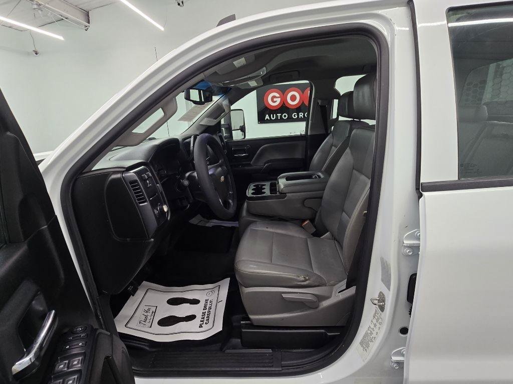 Used 2019 Chevrolet Silverado 3500 W/T w/ WT Convenience Package RWD image 12