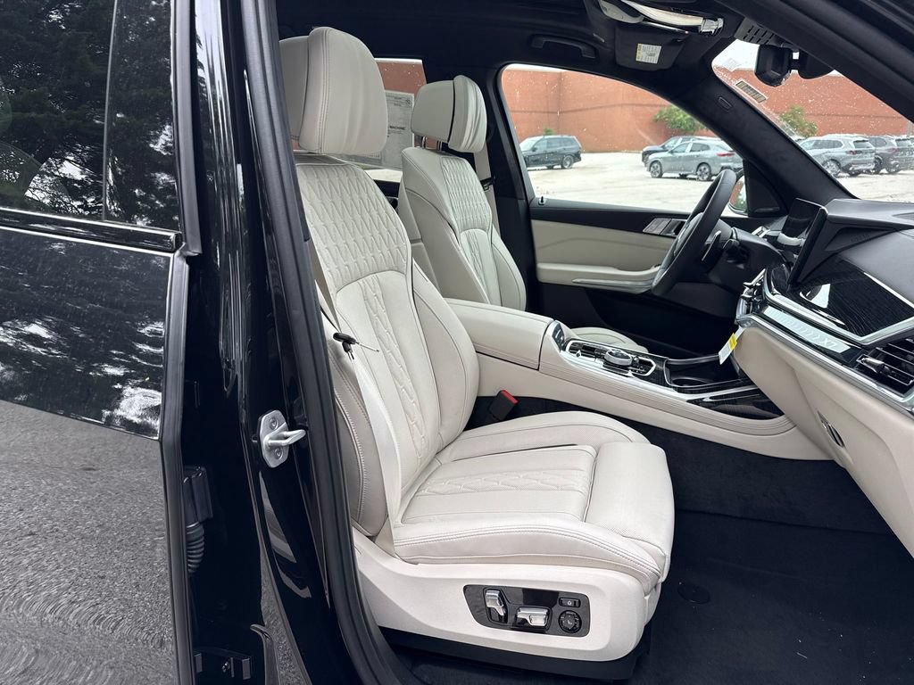 New 2027 BMW X7 xDrive40i w/ Executive Package AWD/4WD image 30