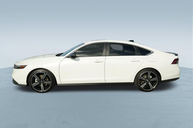 Used 2024 Honda Accord Sport image 4