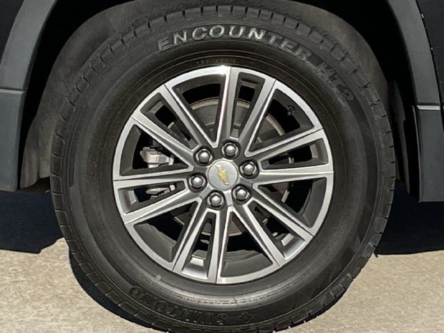 Used 2023 Chevrolet Traverse LT FWD image 8