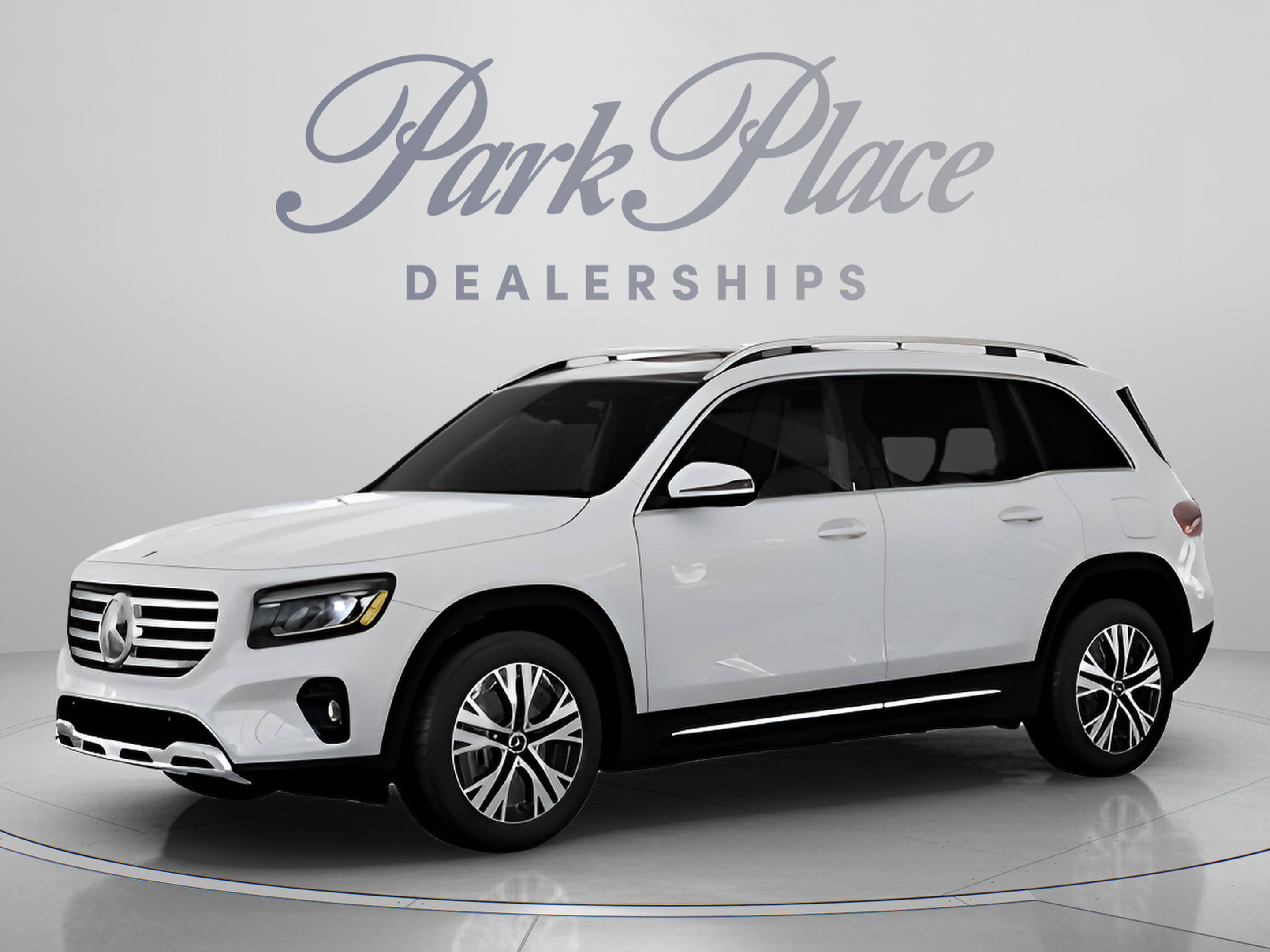 Used 2026 Mercedes-Benz GLB 250 image 2