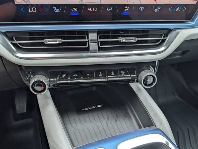 New 2026 Chevrolet Equinox EV LT FWD image 22