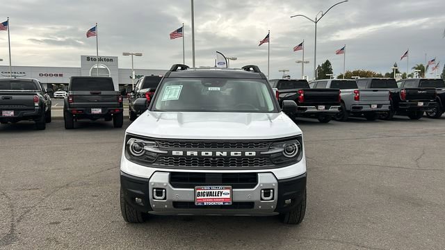 Used 2025 Ford Bronco Sport Badlands image 9