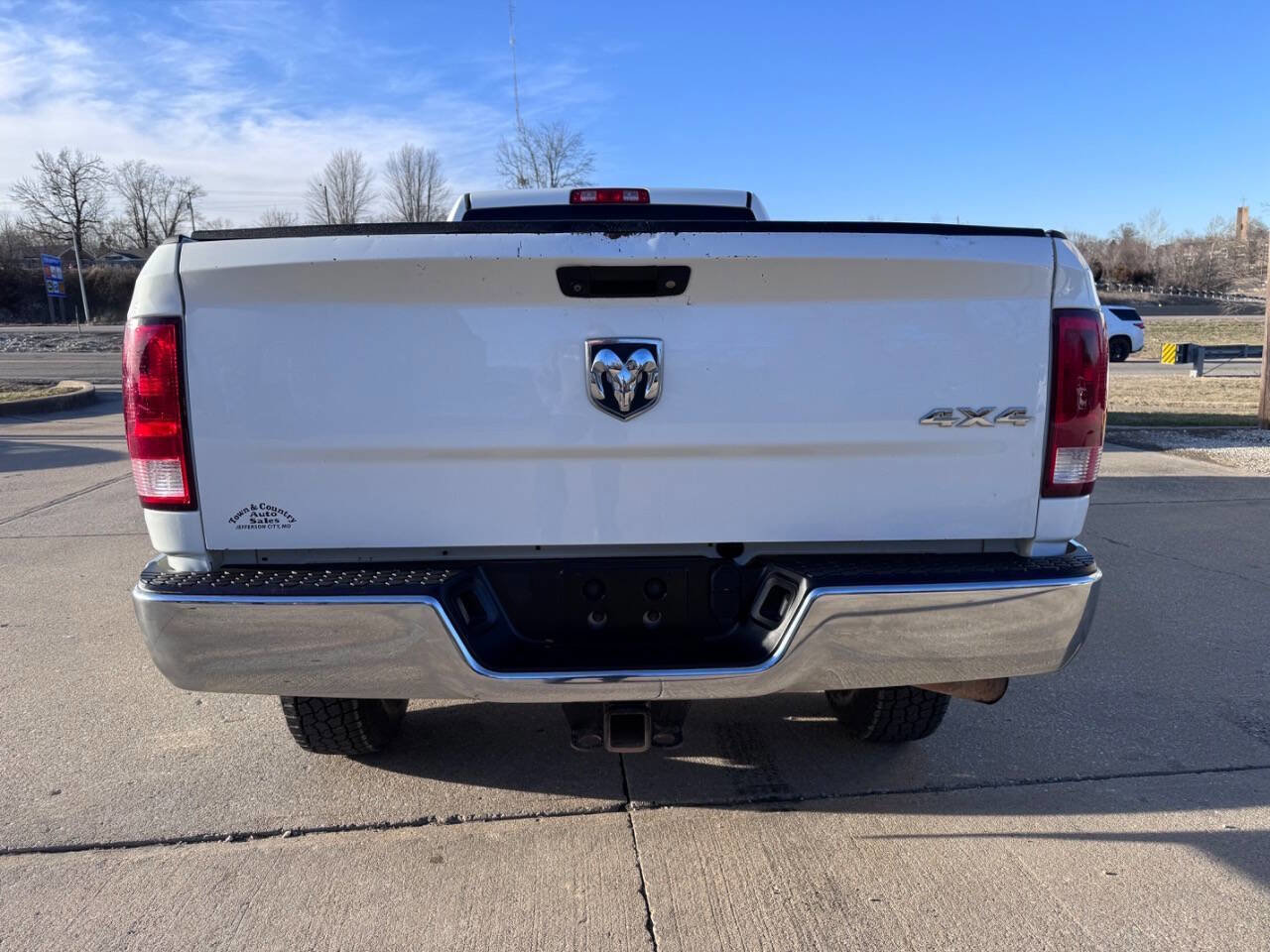 Used 2016 RAM 2500 Tradesman w/ Chrome Appearance Group image 9