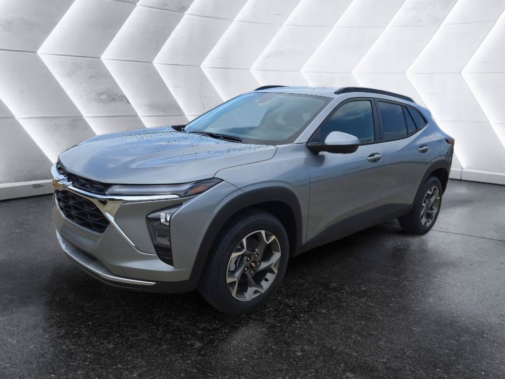 New 2026 Chevrolet Trax LT w/ Driver Confidence Package FWD image 1