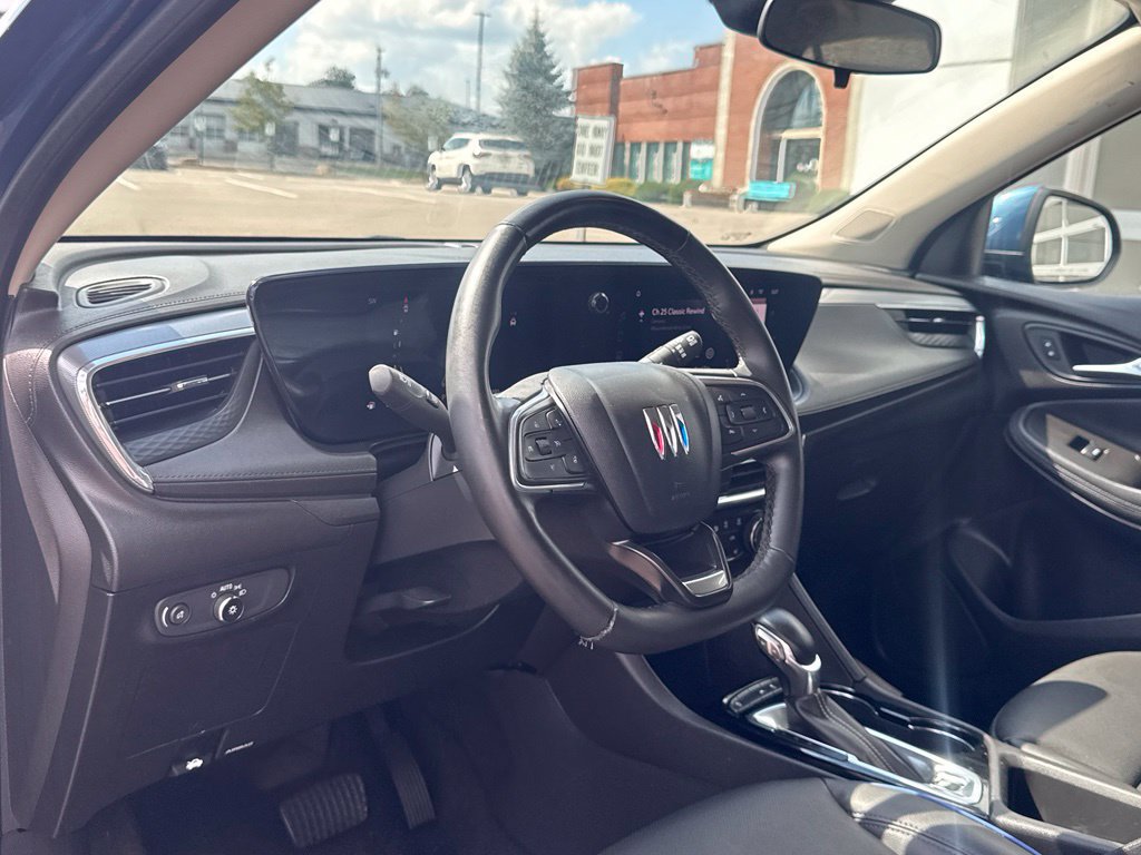 Used 2025 Buick Encore GX Sport Touring w/ Comfort Package FWD image 10