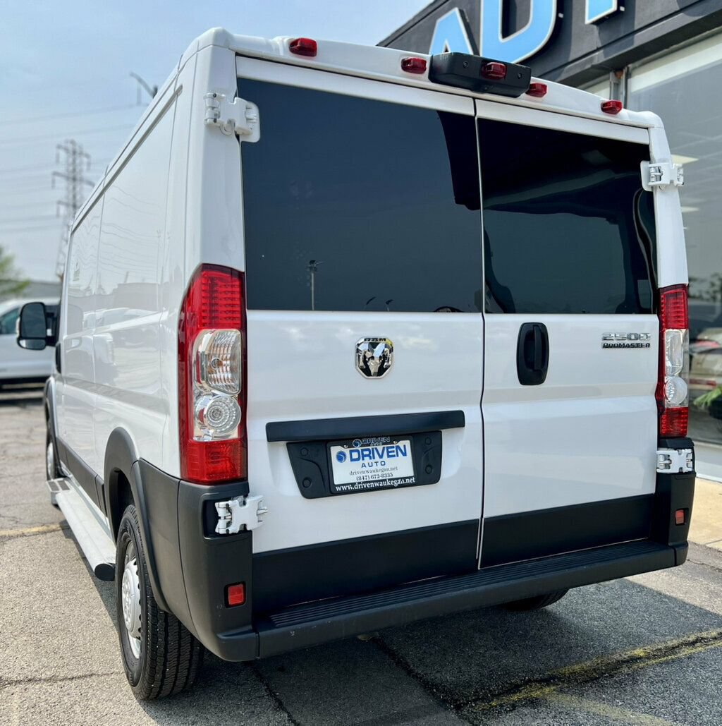 Used 2025 RAM ProMaster 2500 w/ U-Haul Equipment Group FWD image 3