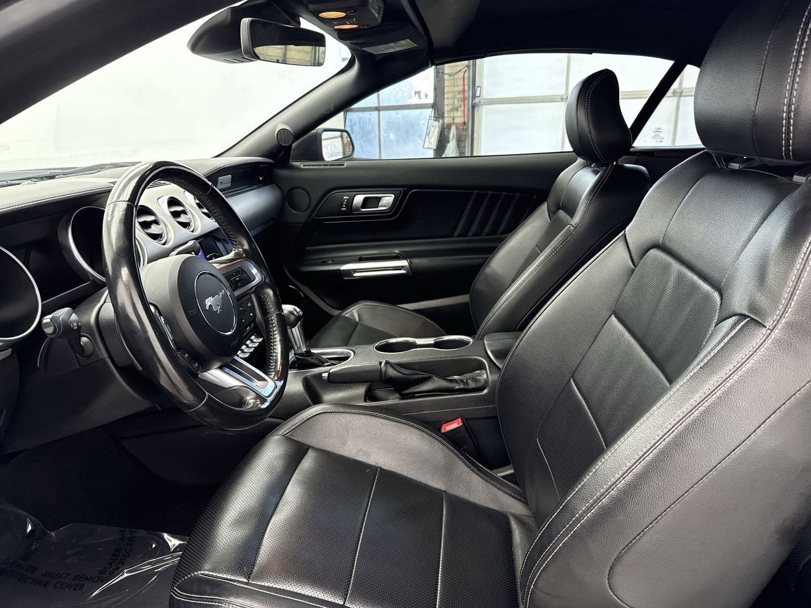 Used 2022 Ford Mustang Premium RWD image 11