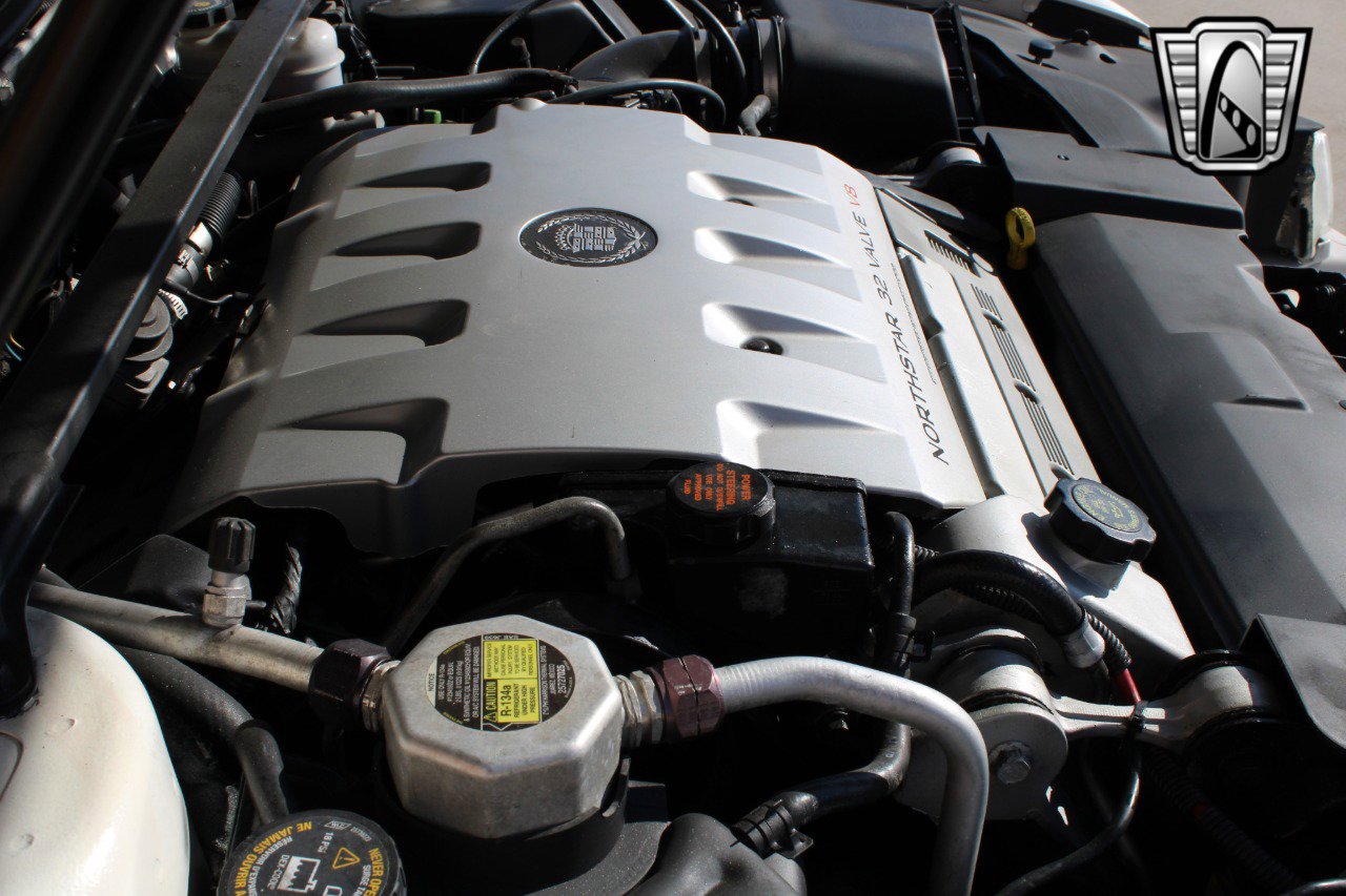 Used 2002 Cadillac Eldorado Touring w/ Preffered Equipment Group image 24