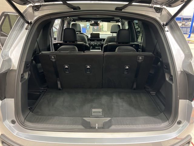 Used 2025 Honda Pilot TrailSport image 16