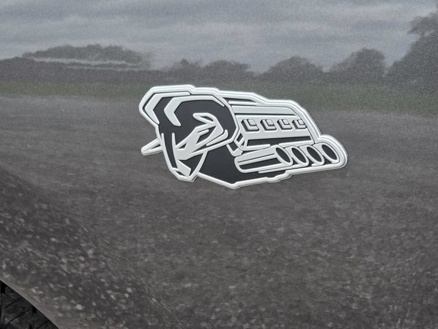 New 2026 RAM 1500 Express AWD/4WD image 10