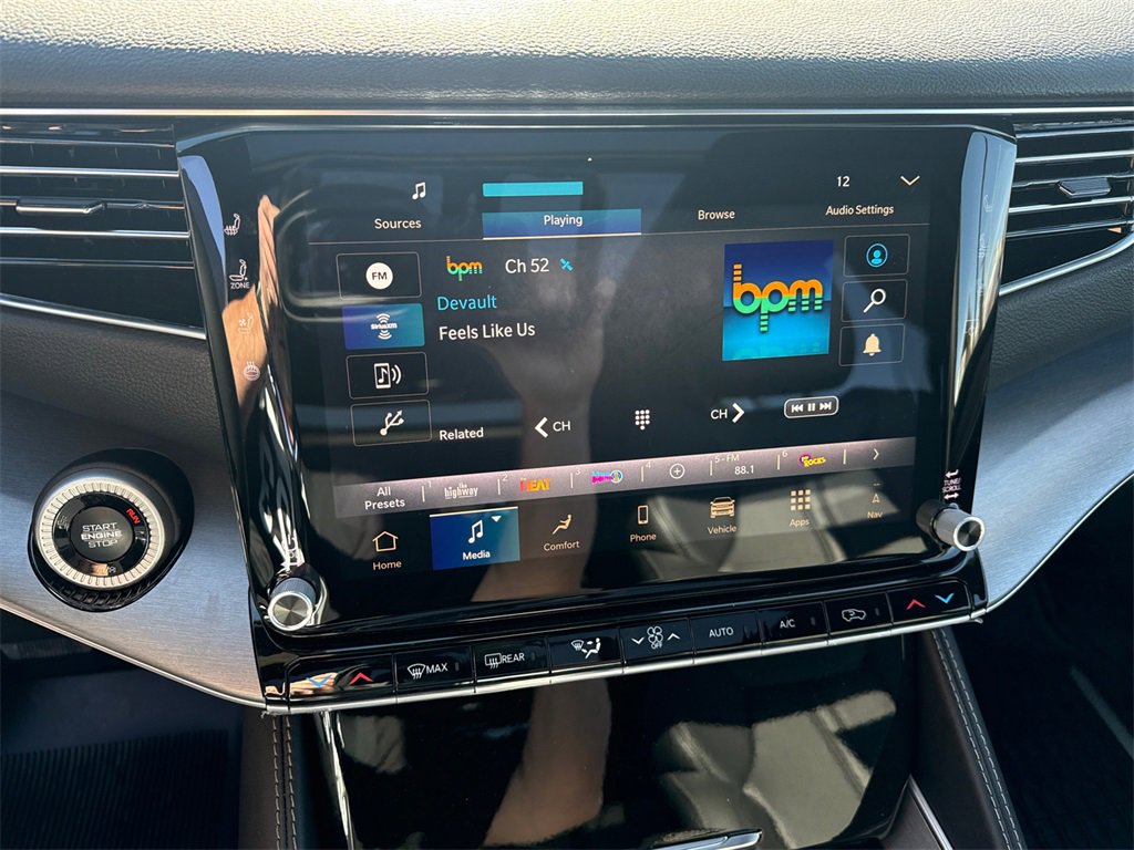 New 2026 Jeep Grand Wagoneer 4WD w/ Premium Group I image 23