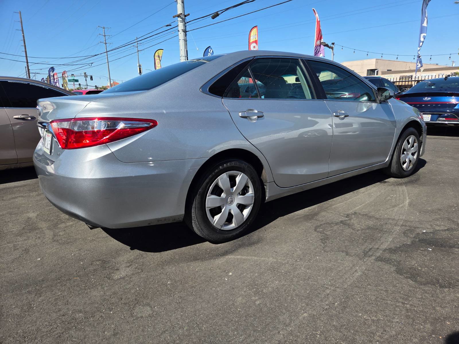 Used 2015 Toyota Camry XSE image 4