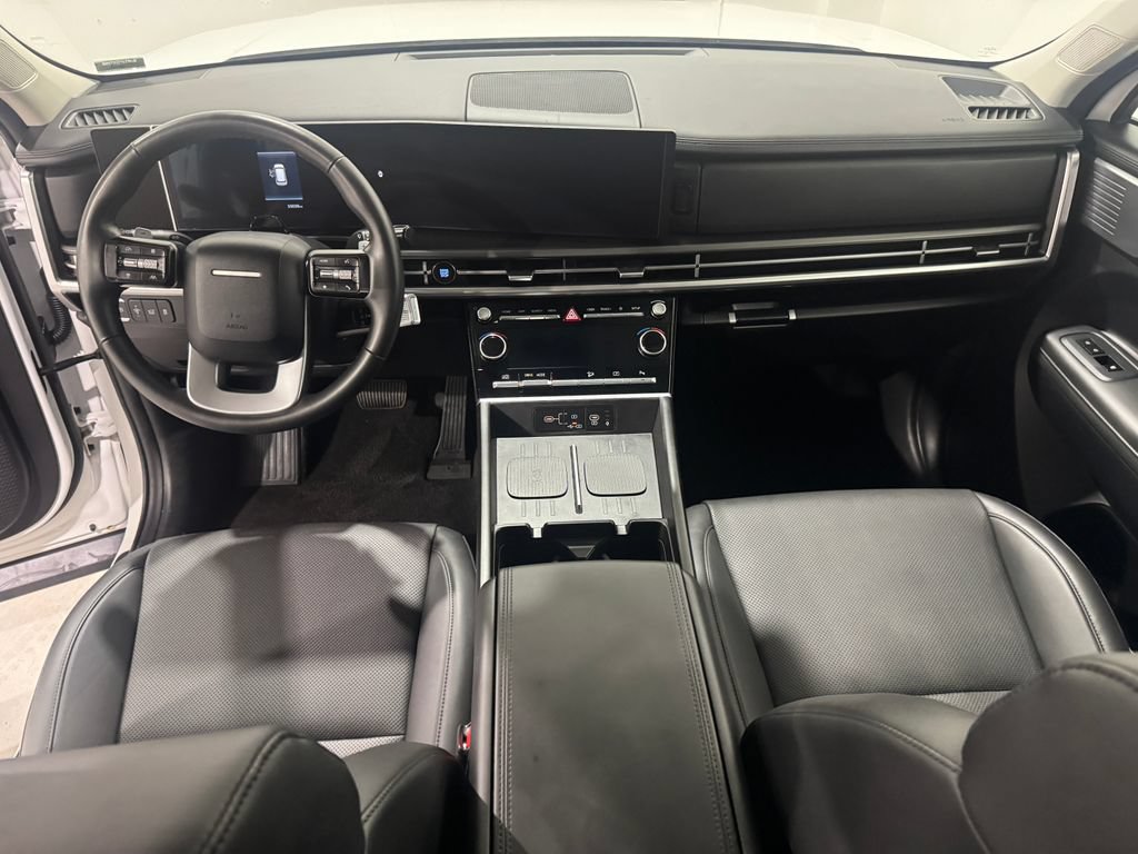 Used 2025 Hyundai Santa Fe SEL FWD image 29