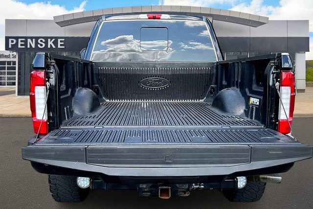 Used 2019 Ford F350 Platinum w/ Platinum Ultimate Package image 28