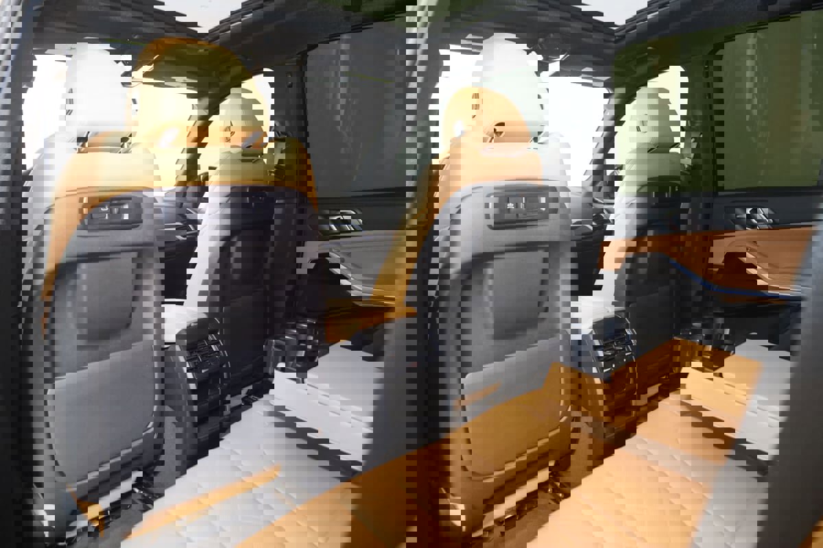 Used 2023 BMW X5 xDrive45e w/ M Sport Package image 62