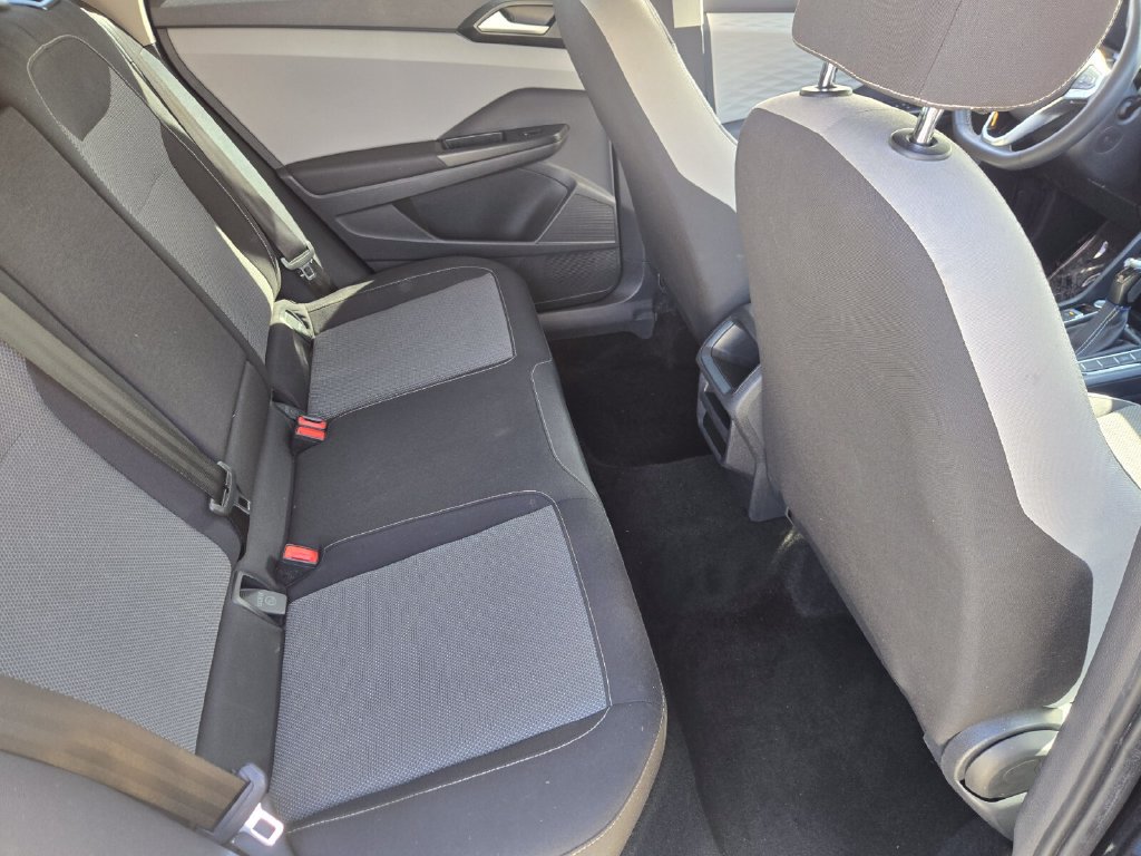 Certified 2023 Volkswagen Taos S FWD image 16