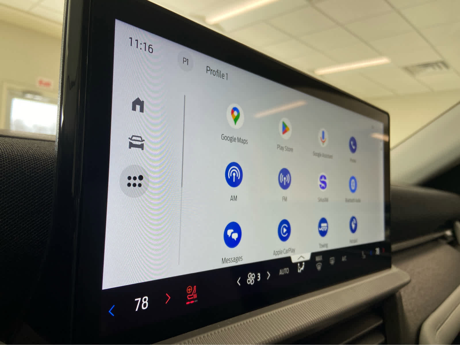 New 2026 Ford Explorer Platinum w/ LUX Leather Package image 32