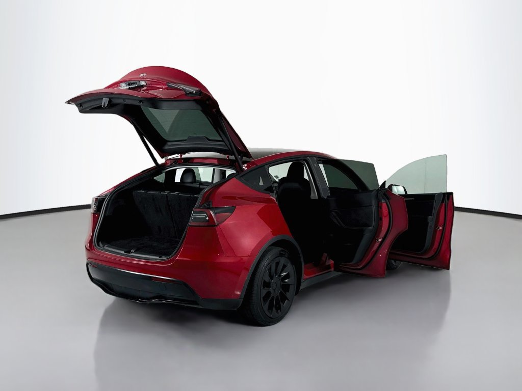 Used 2023 Tesla Model Y Long Range AWD/4WD image 35