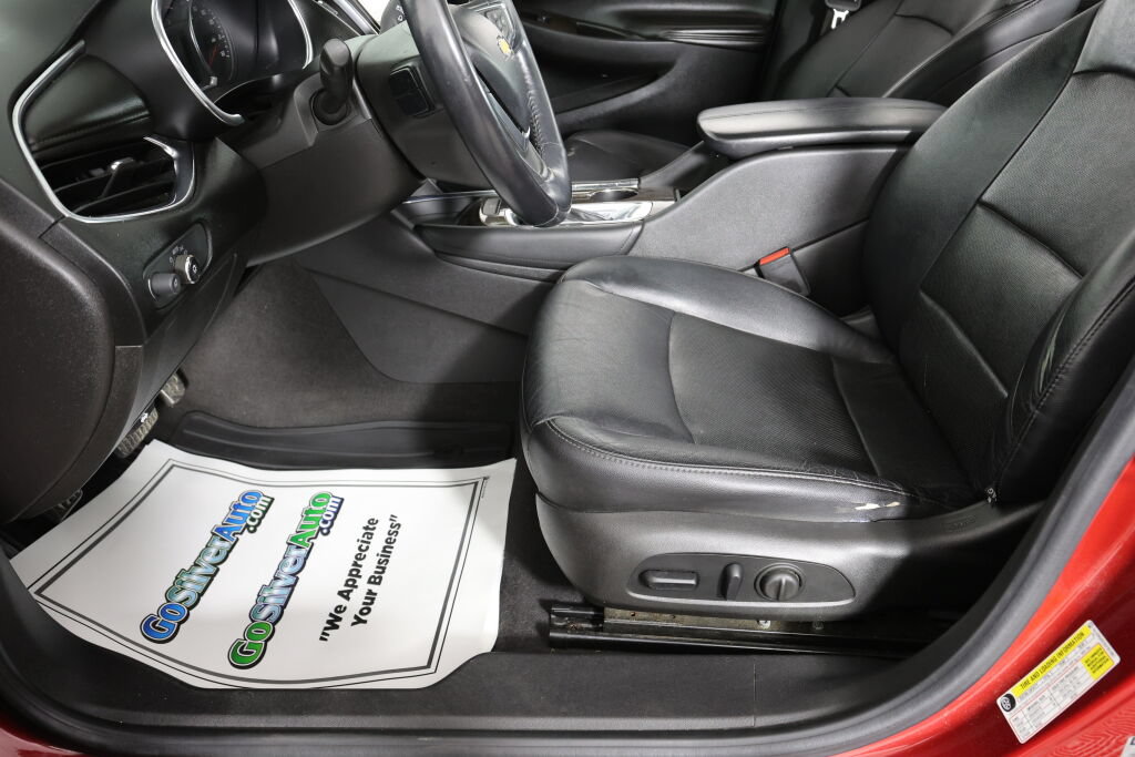 Used 2016 Chevrolet Malibu Premier FWD image 13