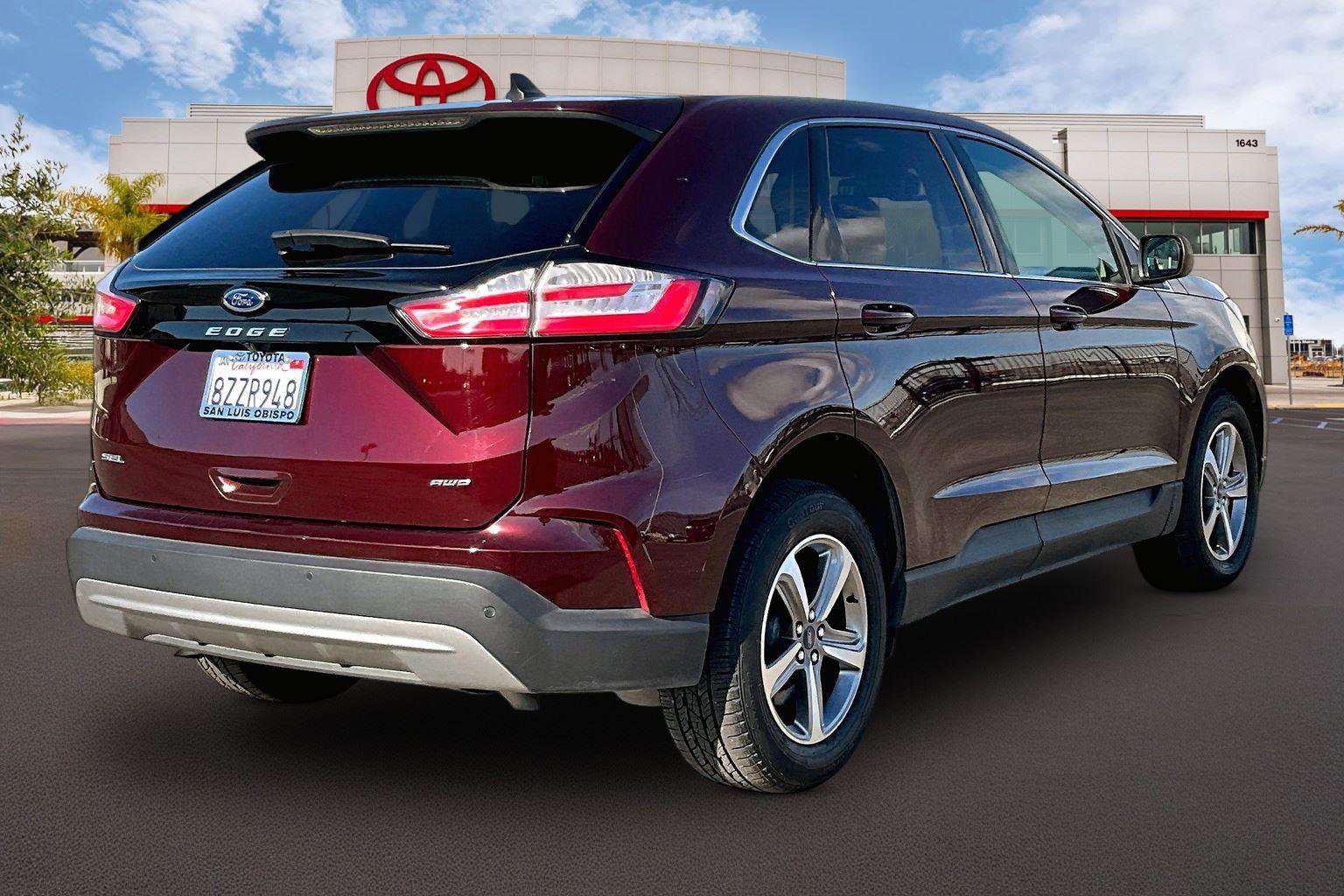 Used 2022 Ford Edge SEL w/ Convenience Package image 11