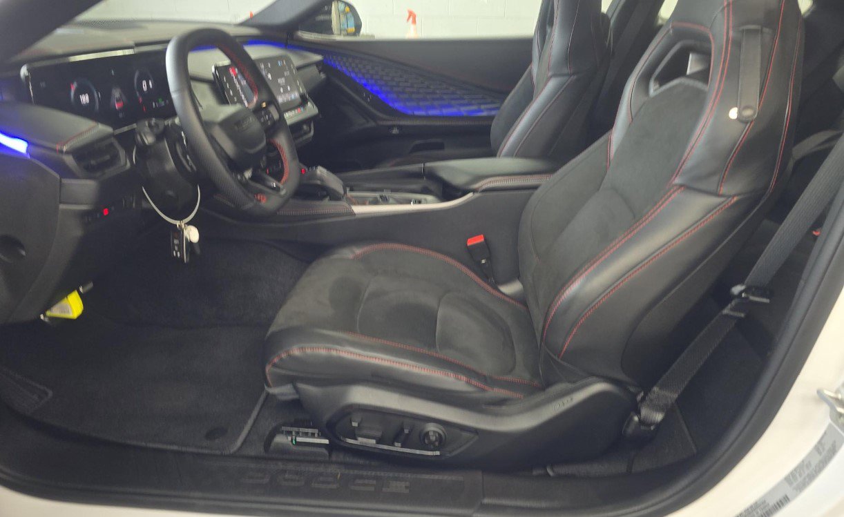 Used 2024 Dodge Charger Daytona Scat Pack w/ Plus Group AWD/4WD image 7