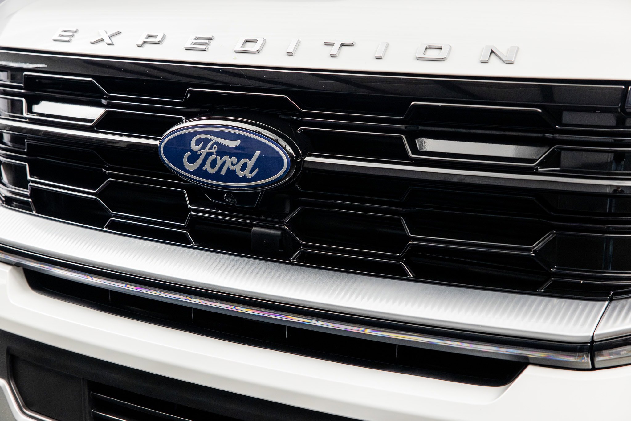 Used 2025 Ford Expedition Platinum w/ Driver's Package image 4