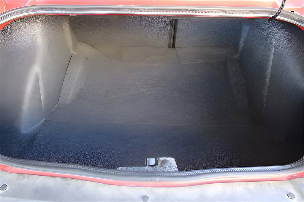 Used 2021 Dodge Challenger SXT w/ Blacktop Package image 29