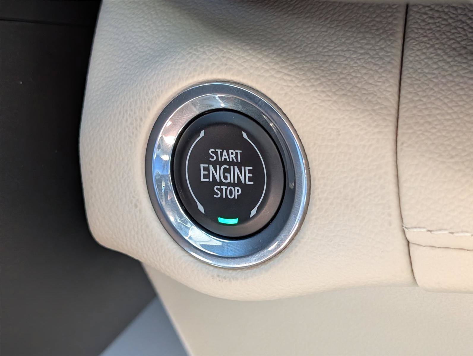 Used 2023 Buick Envision Avenir AWD/4WD image 27