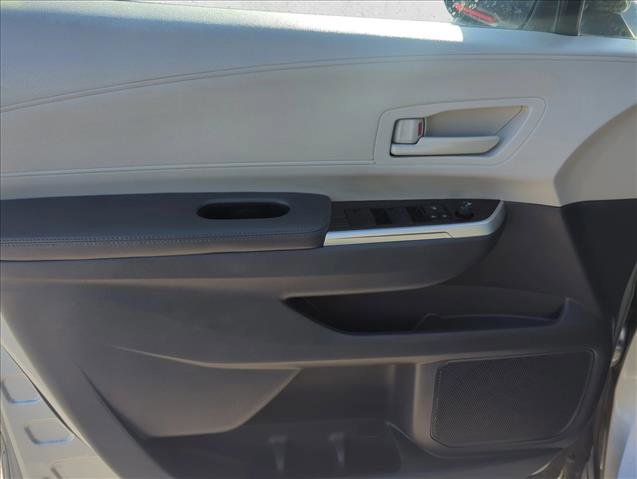 Certified 2021 Toyota Sienna LE image 9
