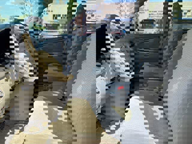 Used 2010 Toyota Sienna FWD image 12