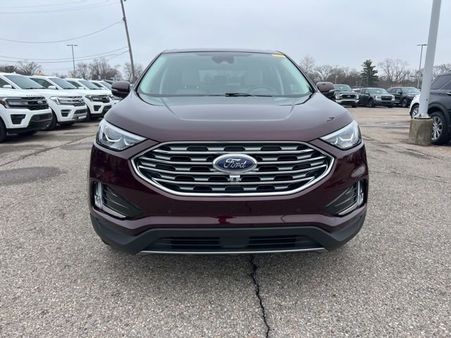 Certified 2024 Ford Edge Titanium w/ Equipment Group 301A image 2