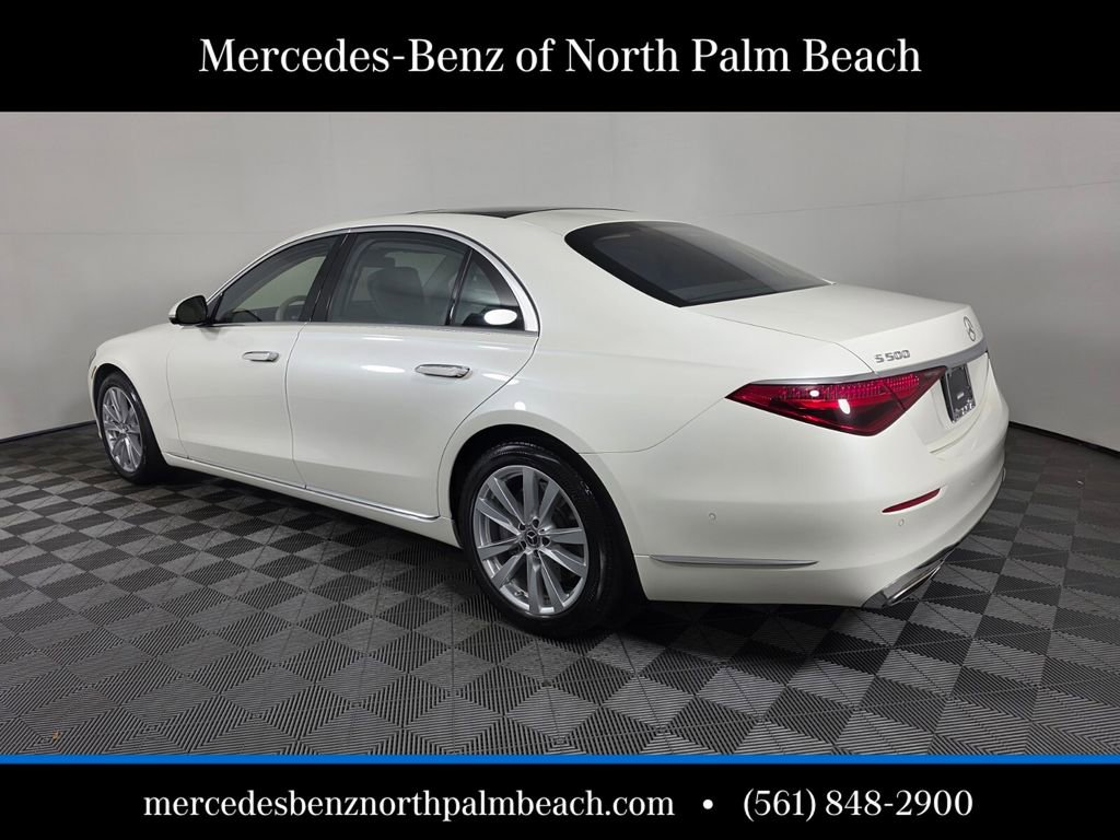 Used 2022 Mercedes-Benz S 500 4MATIC image 4