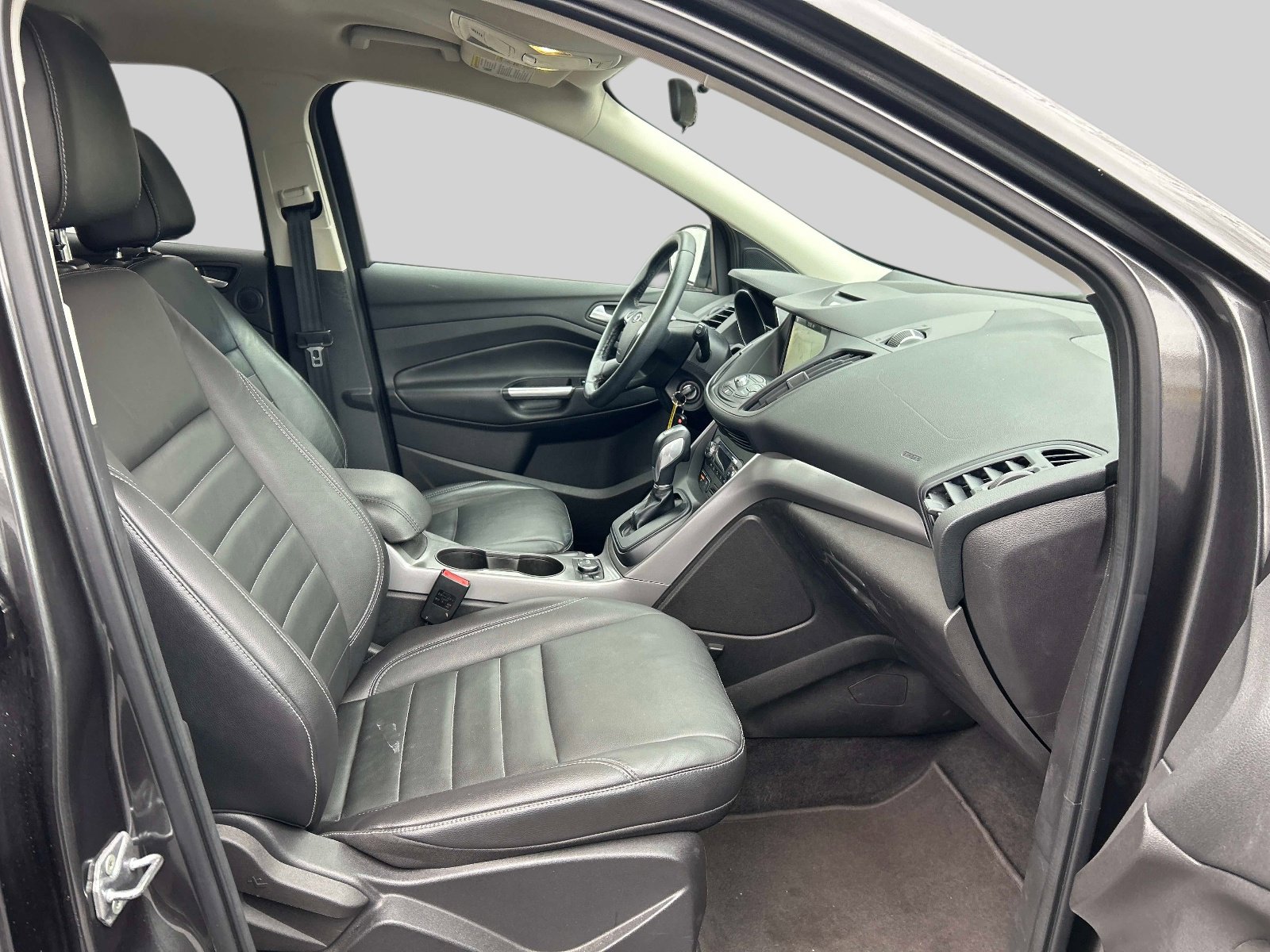 Used 2016 Ford Escape SE w/ SE Leather Comfort Package image 15