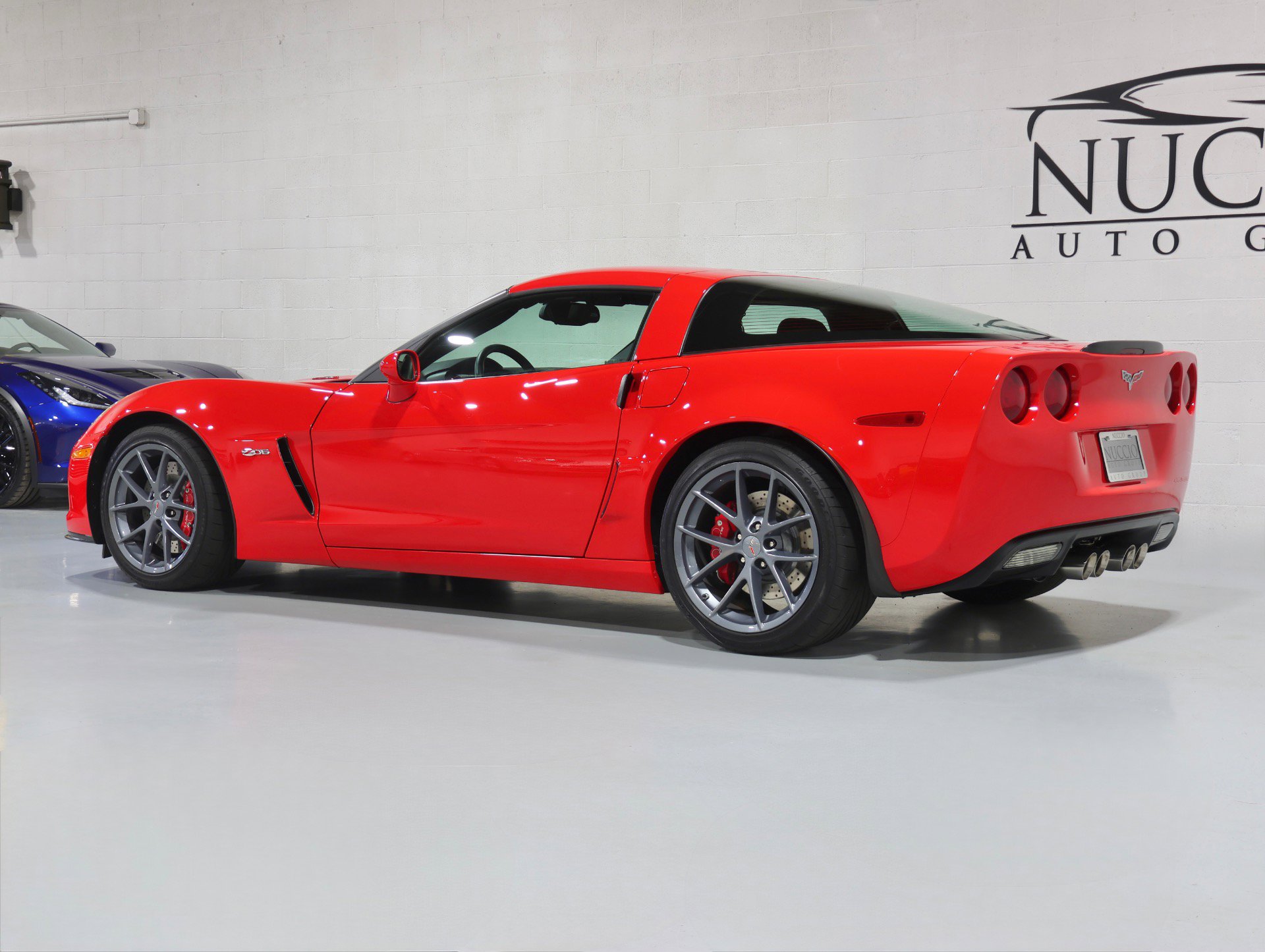 Used 2012 Chevrolet Corvette Z06 w/ 2LZ Preferred Equipment Group image 7
