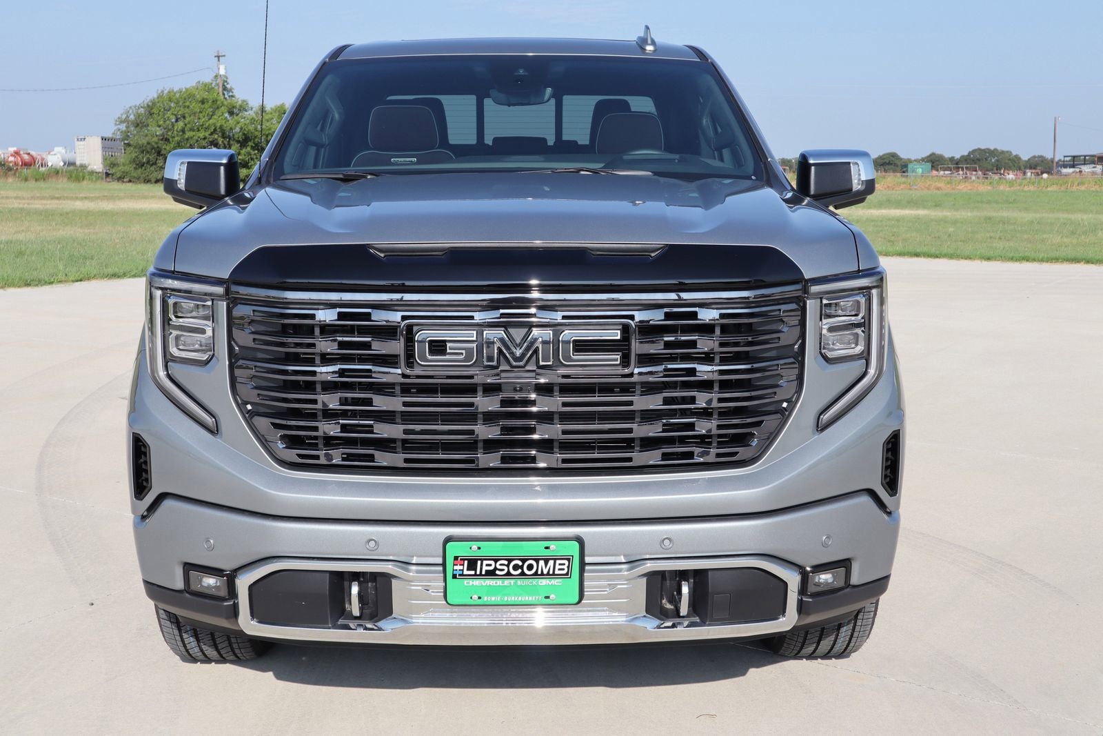 New 2025 GMC Sierra 1500 Denali Ultimate AWD/4WD image 2