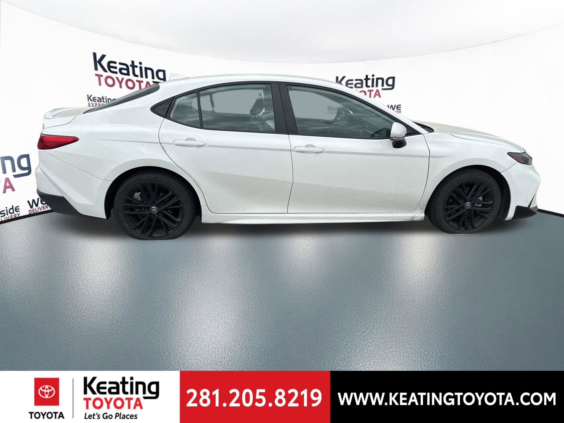 Certified 2025 Toyota Camry SE image 9