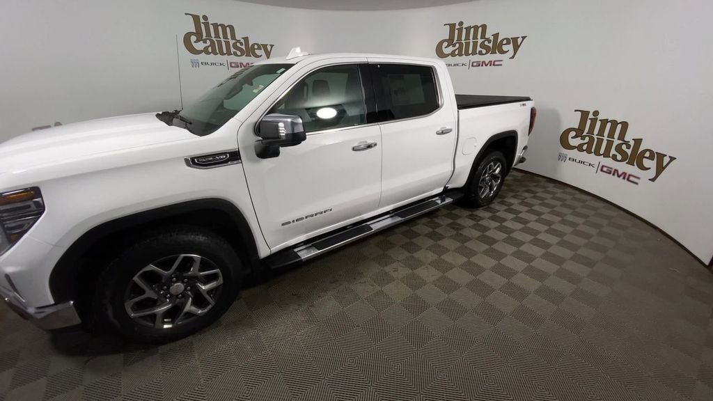 Used 2023 GMC Sierra 1500 SLT w/ SLT Premium Package image 4