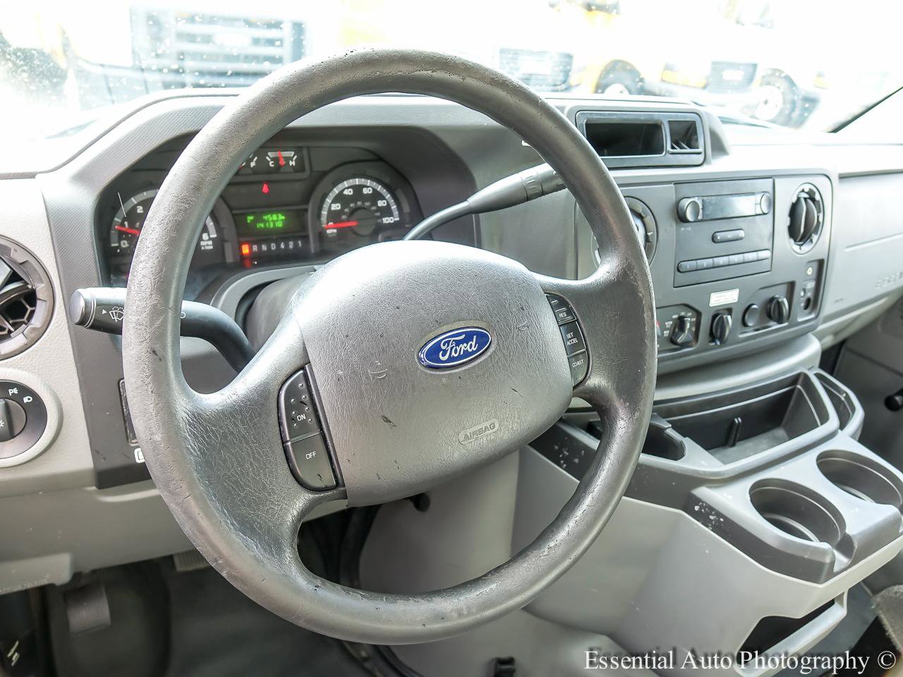Used 2017 Ford E-350 and Econoline 350 Super Duty RWD image 10
