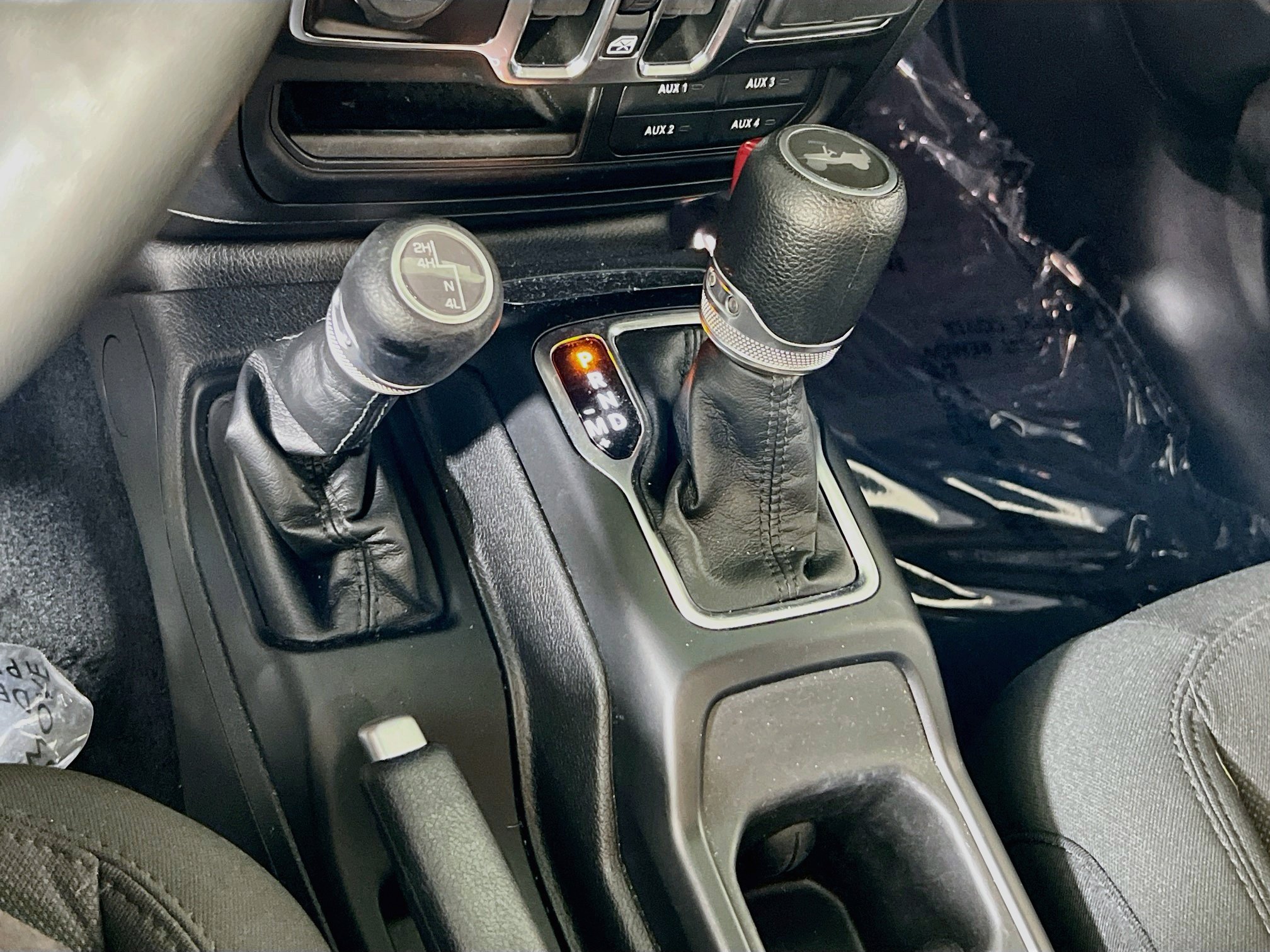 Used 2023 Jeep Wrangler Unlimited Sport w/ Sun And Sound Package AWD/4WD image 17