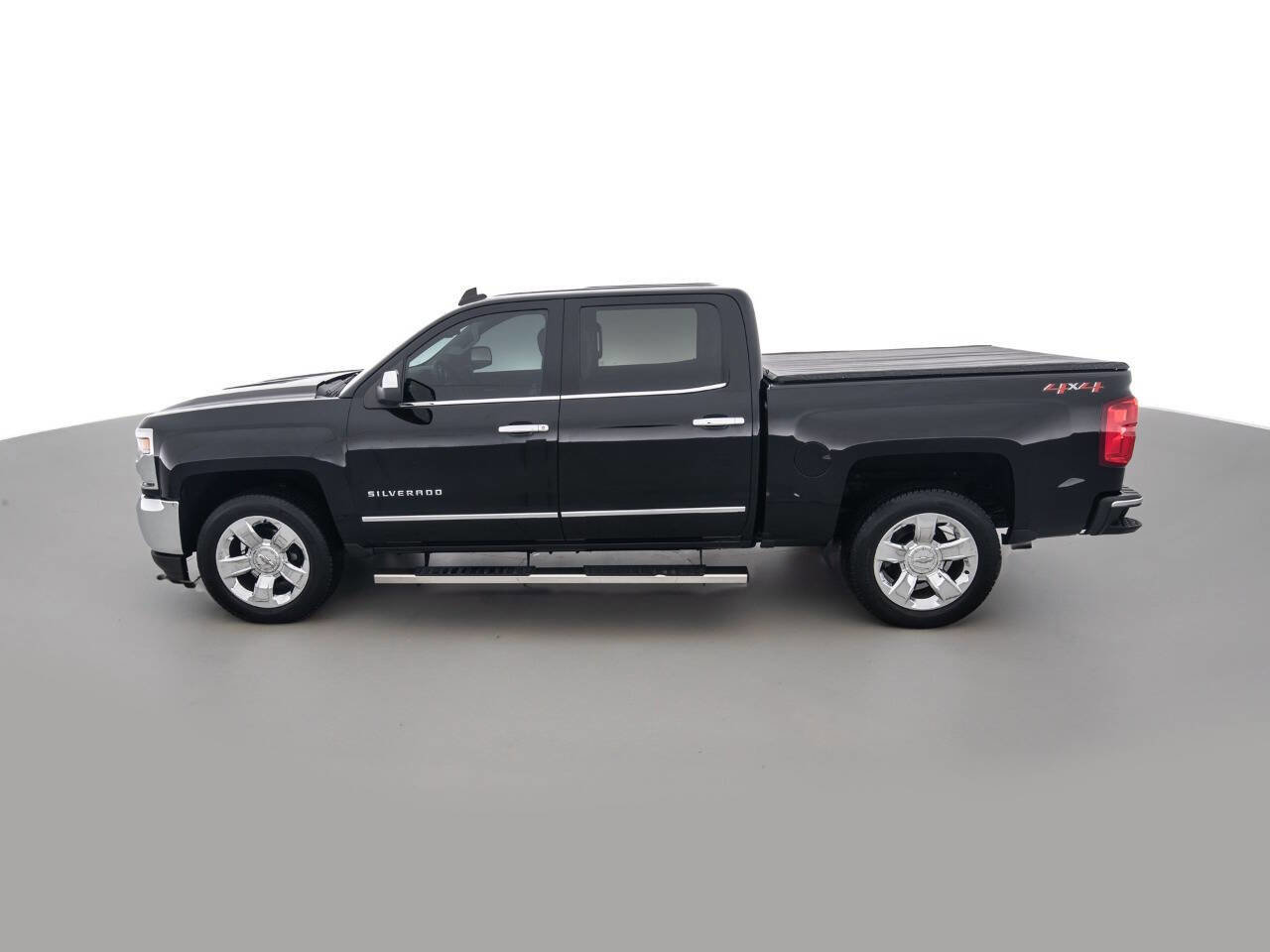 Used 2018 Chevrolet Silverado 1500 LTZ w/ Sport Package image 8