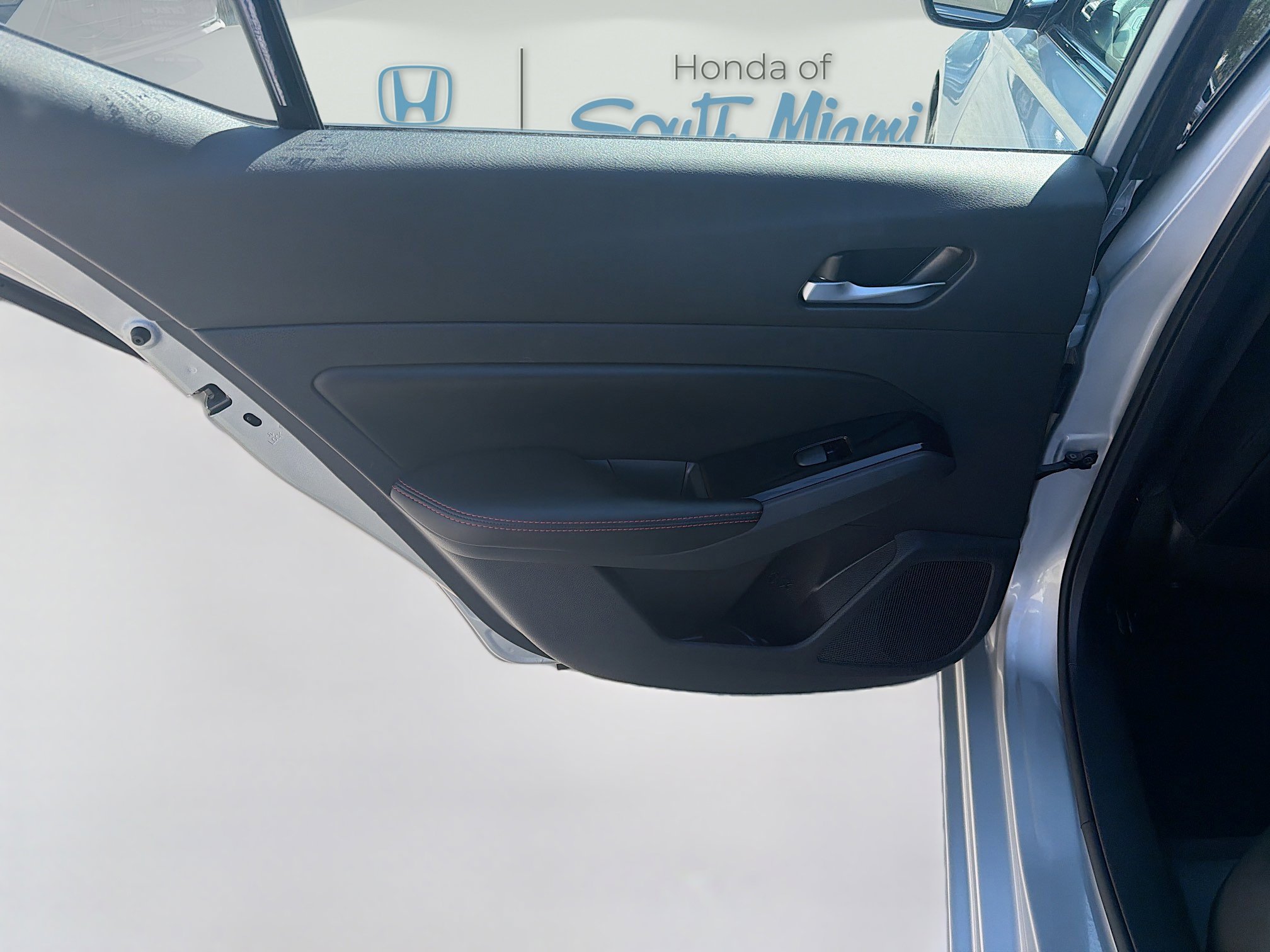 Used 2024 Nissan Altima 2.5 SR FWD image 24